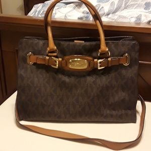 Michael Kors purse